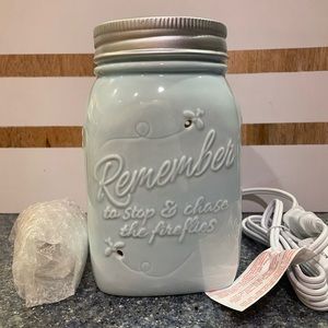 Chasing Fireflies Scentsy Warmer - Brand New